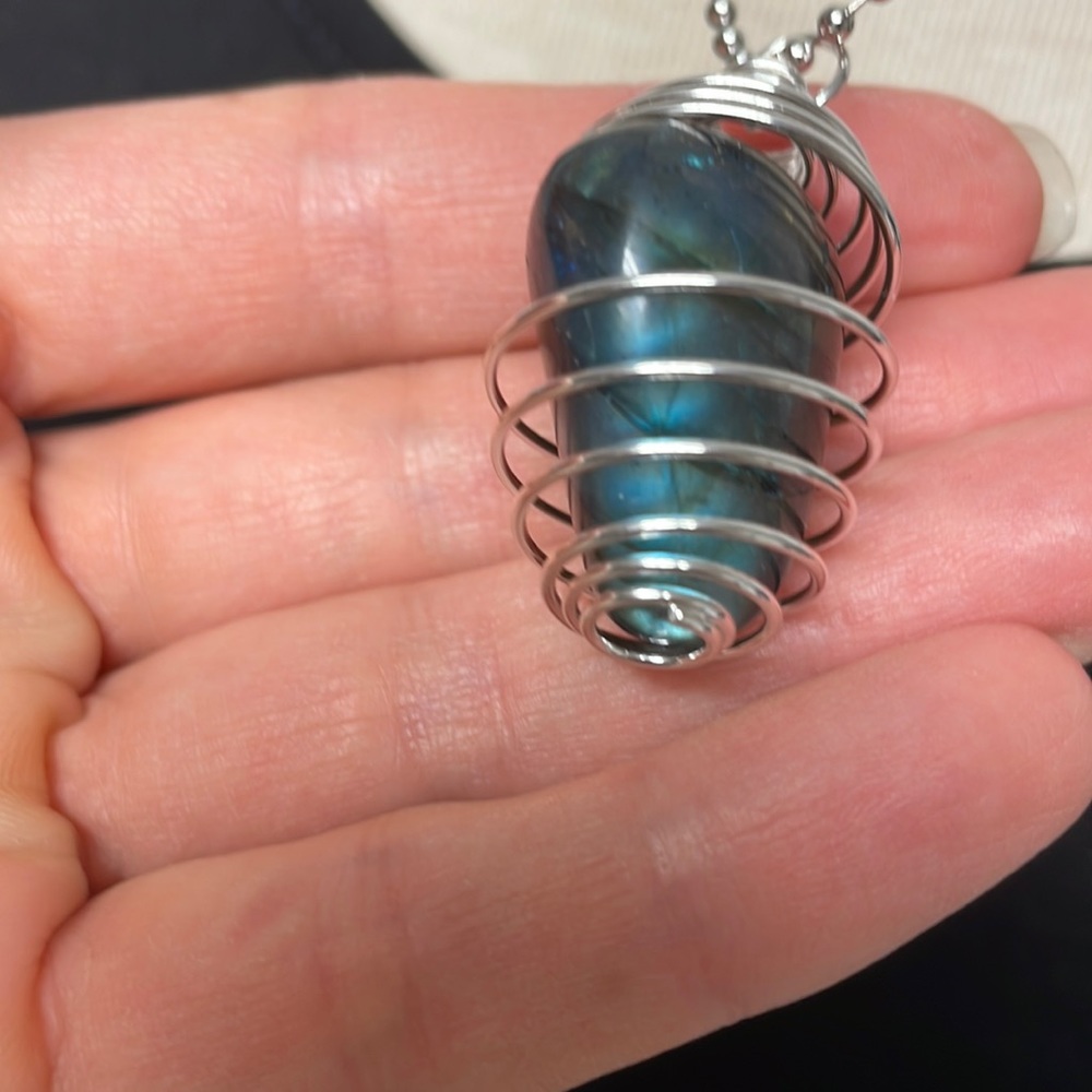 Labradorite Cage Charm Necklace (10)